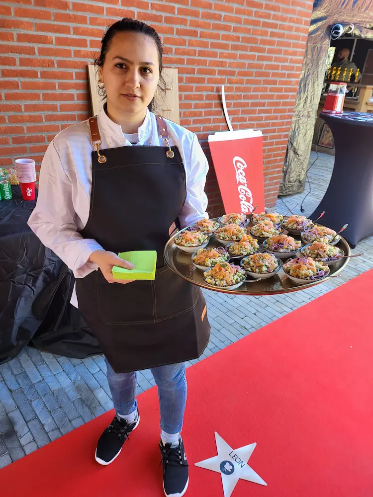 traiteur gerechten, spaghetti saus, bereide maaltijden